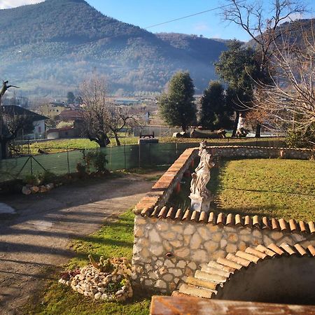Апартаменты La Quercia Gavignano Экстерьер фото
